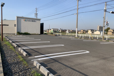 日光川歯科駐車場